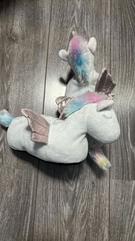 Einhorn Unicorn Hausschuhe Gr 30 31 in München