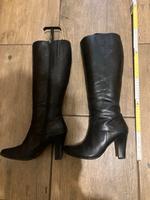 Tamaris Schwarze Lederstiefel Gr.37 Leipzig - Lützschena-Stahmeln Vorschau