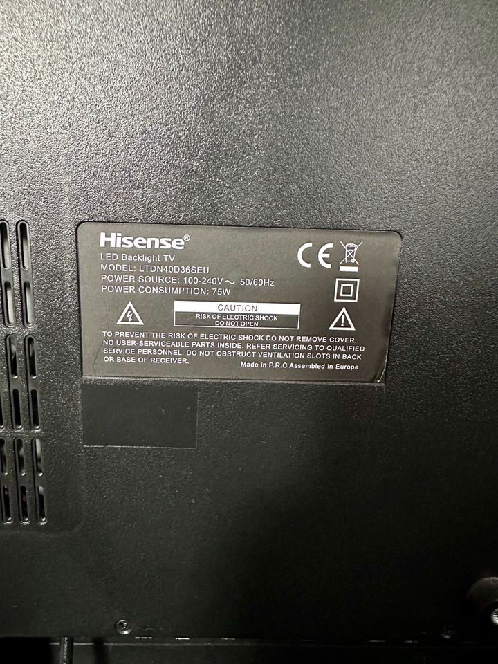 Hisense 40 Zoll LED TV in Selfkant