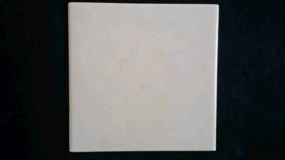 DDR Fliesen Boizenburg 150 x 150 mm Fliese beige braun geflammt in Weimar