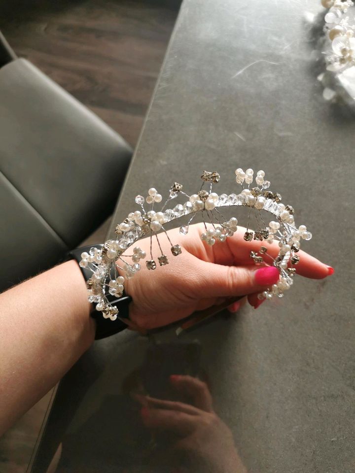 Haarschmuck für Konfirmation oder Hochzeit in Berumbur