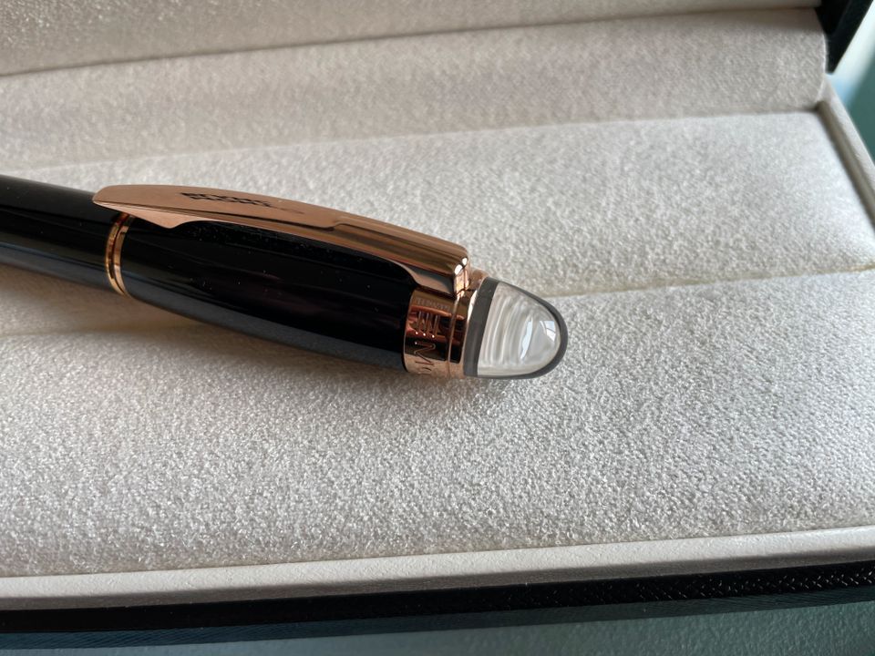 Montblanc Starwalker Rollerball SCHWARZ / GOLD in Trier