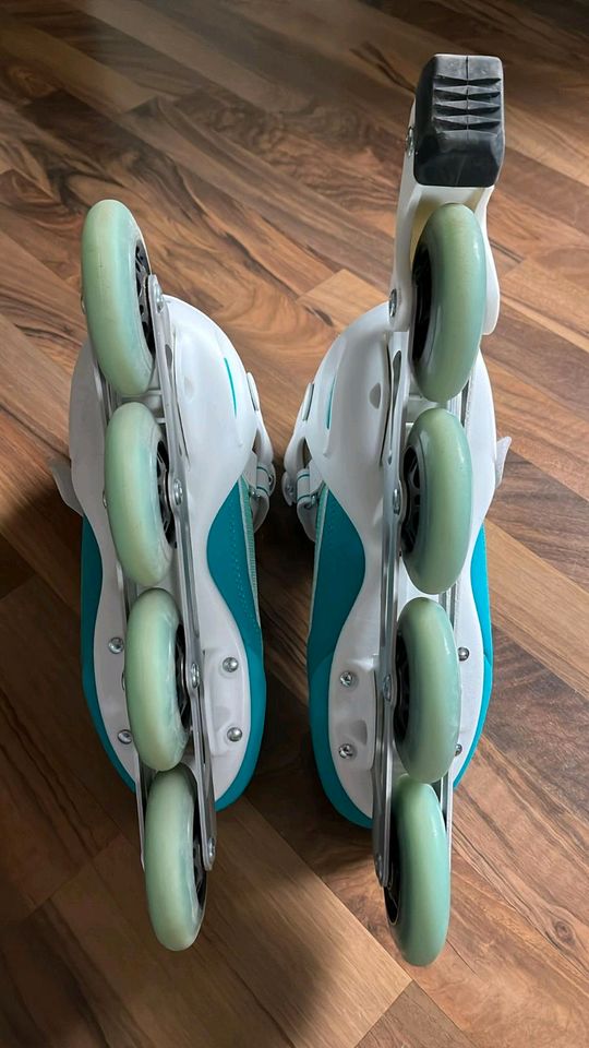 Inlineskates Gr. 40 wie NEU in Schkeuditz