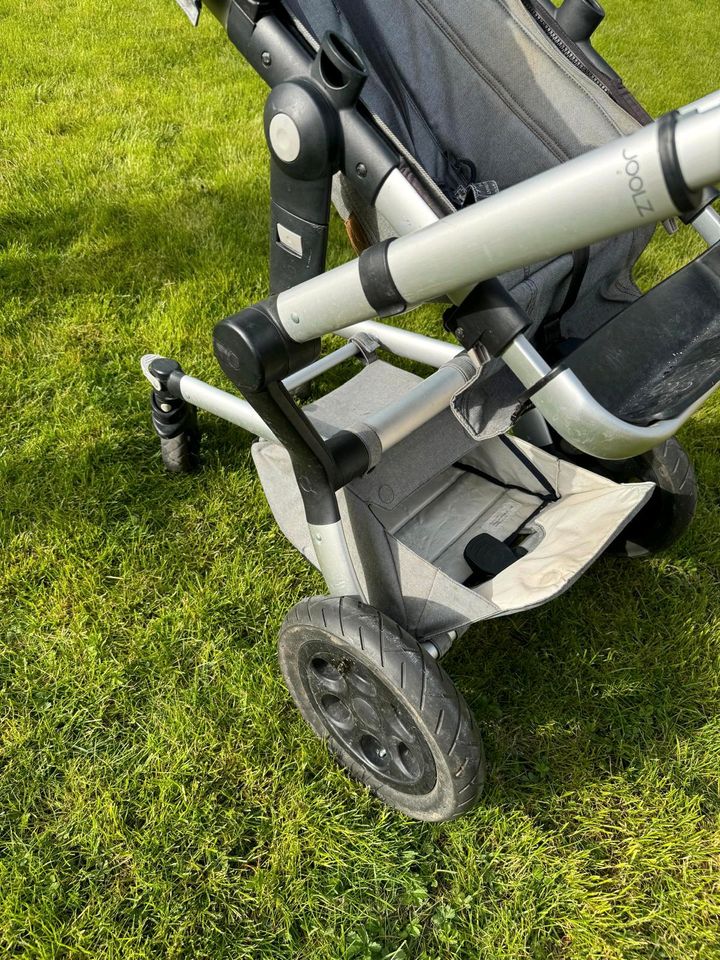 Joolz Day Kinderwagen (inkl maxi cosi Adapter und moskitonetz) in Oppenheim