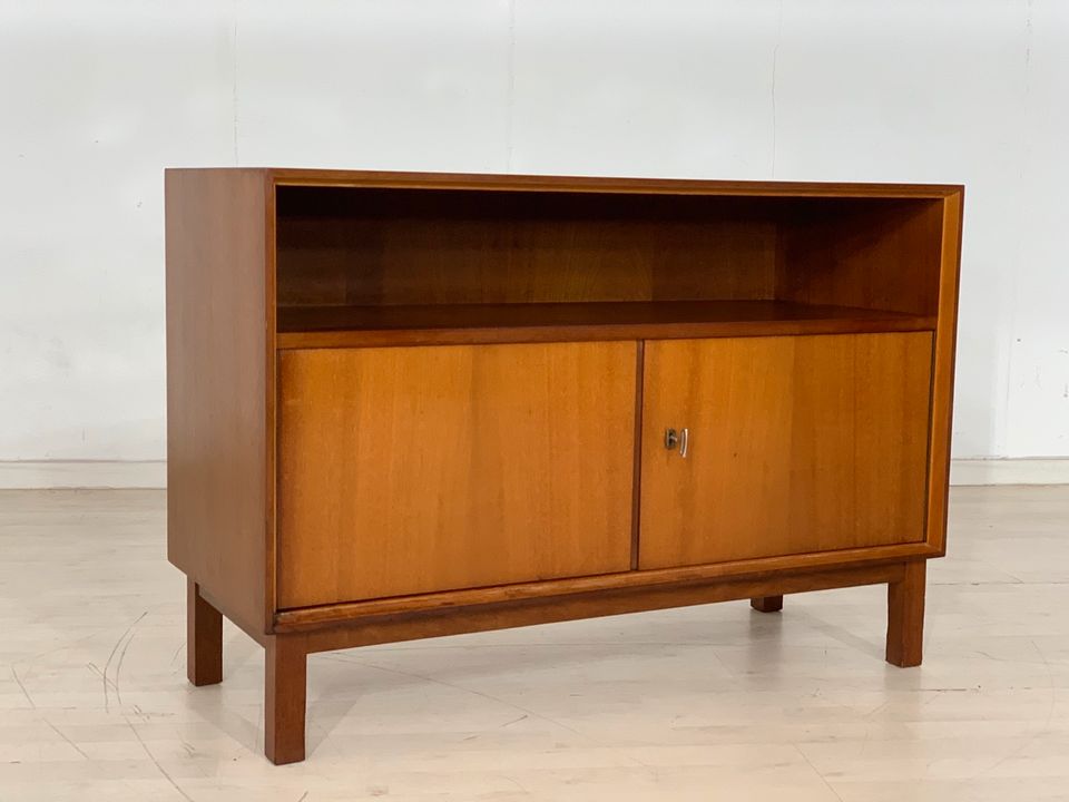 MID CENTURY KOMMODE FLURSCHRANK SCHRANK VINTAGE in Berlin