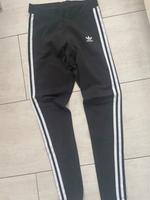 Adidas Leggings Sportleggings schwarz Gr. 36 neuwertig Bayern - Landshut Vorschau