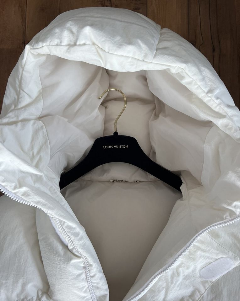Louis Vuitton White Down Cropped Rave Puffer Jacket L Louis Vuitton