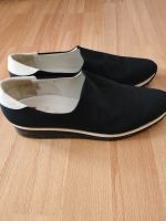 Högl Slipper schwarz Gr. 39 Schleswig-Holstein - Bad Segeberg Vorschau