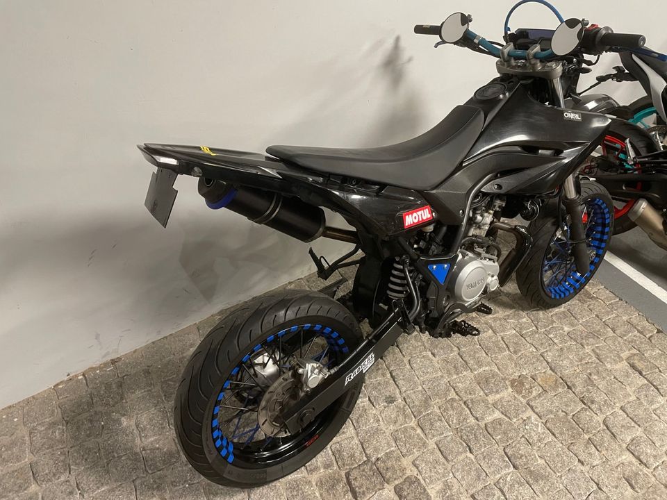 Yamaha WR 125 X in Malchin