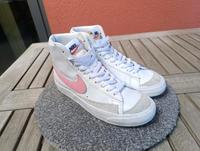 Sneaker Nike Gr. 38 Baden-Württemberg - Wertheim Vorschau