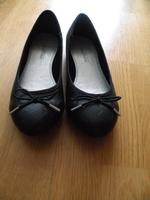 Ballerinas, Schlupfschuhe, Gr. 40 in Schwarz ("Via della Rosa") Hessen - Wiesbaden Vorschau