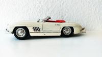 Burango 1:18 „MERCEDES BENZ 300SL Touring“ weiß Metall L=25cm Niedersachsen - Lüneburg Vorschau