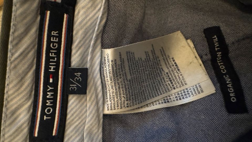 Tommy Hilfiger Herren Chino Hose W31/L34 in München