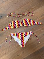 Rainbow Bikini Bandeau mit Retro Muster bunt Gr 38 Niedersachsen - Wittingen Vorschau