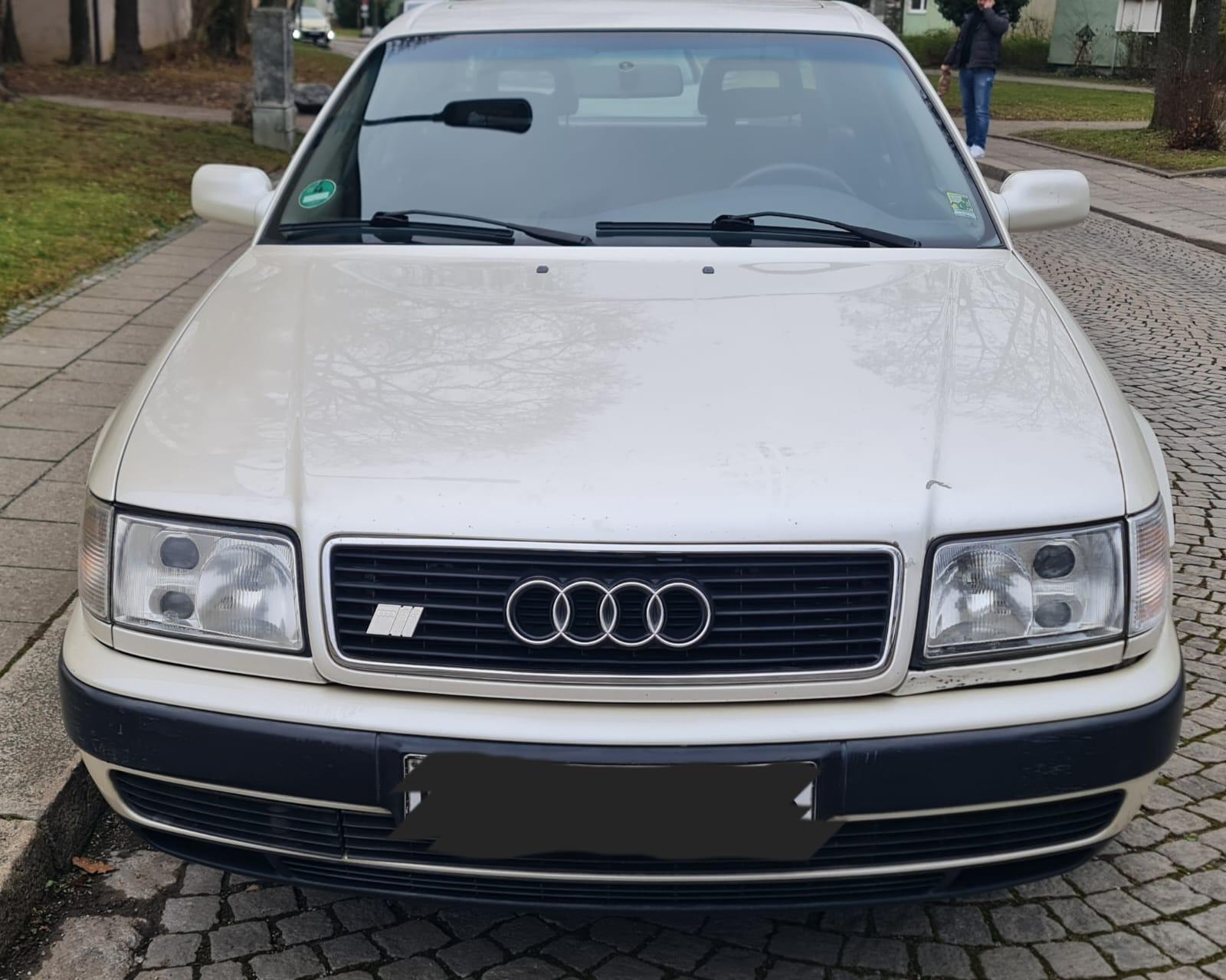 Abbildung des Autos Audi S4 C4 100 S6 aus 1 …