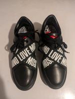 Love Moschino Halbschuhe Sneaker Leder schwarz Gr.39 Sachsen-Anhalt - Halle Vorschau