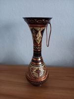 Kupfervase Vase Kupfer bemalt beweglicher Henkel Höhe ca. 28 cm Niedersachsen - Oetzen Vorschau