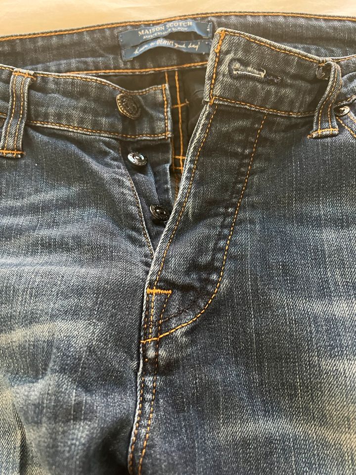 Maison Scotch Hose Jeans   Größe 27 Naoyo in Wendelstein