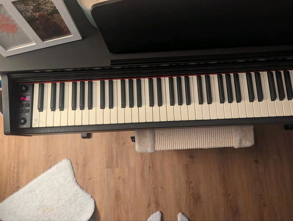E-Piano Ringway RP-220 in Langenselbold