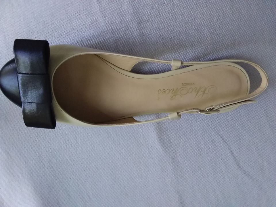 Slingback neu, ungetragen von shoeshoes, Größe 38 in München