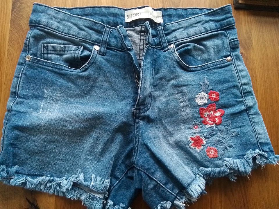 ❤️❤️❤️.   Damen-Shorts in Größe 36/38  ❤️❤️❤️ in Schweinfurt