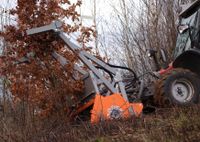 Forstmulcher Leicht 2,3m Forstfräsen Mulcher | Heck oder Front Brandenburg - Neuhardenberg Vorschau