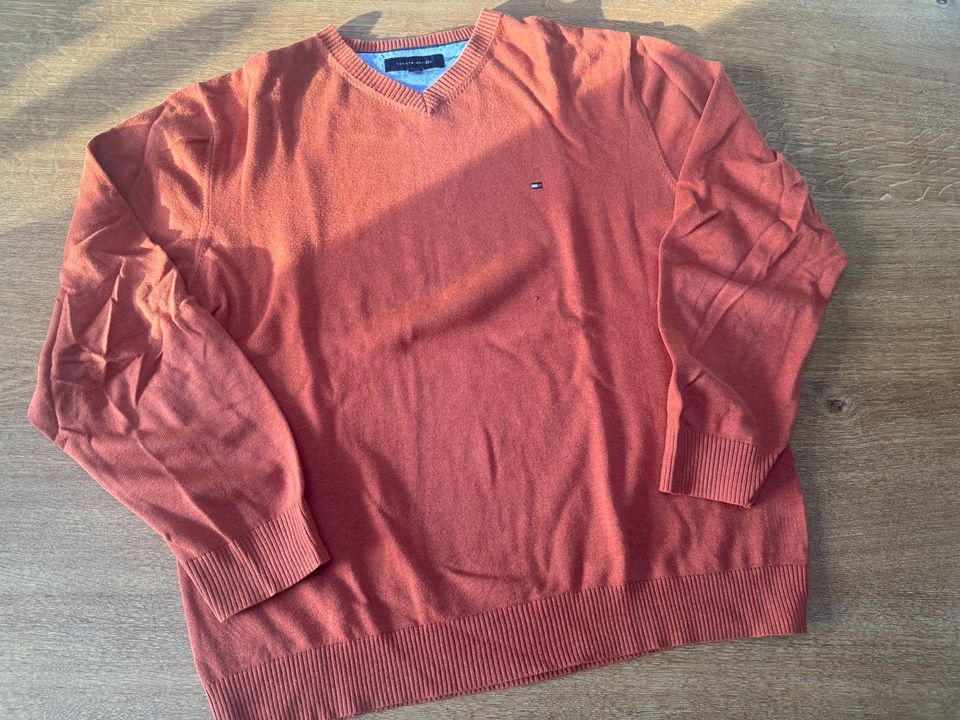 Tommy Hilfiger Strickpullover Pulli Gr. XL orange rostrot in Ratingen