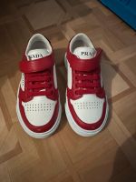 Prada Kinderschuhe 27 rot weiß Nordrhein-Westfalen - Oberhausen Vorschau