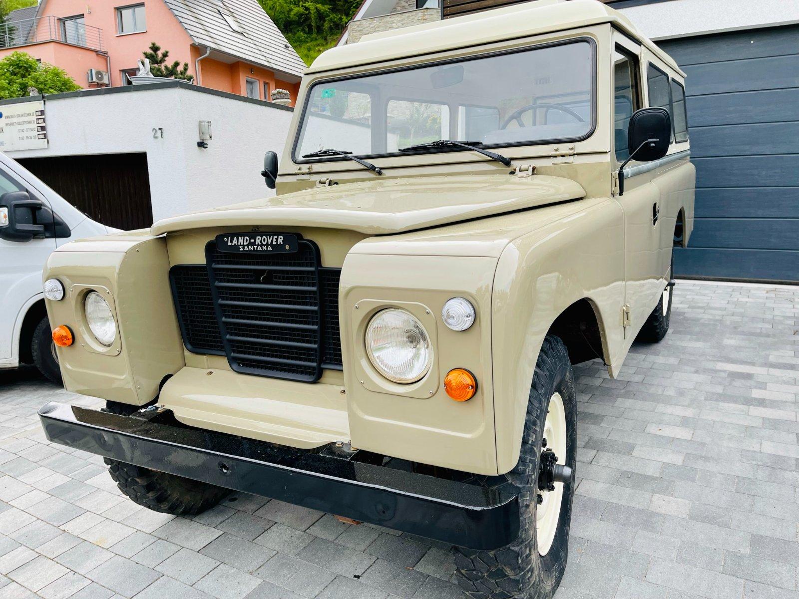 Abbildung des Autos Land Rover Serie III 109…