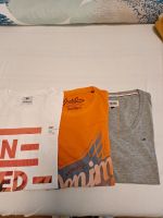 3 T SHIRT packet. 2 Jack &Jones und 1 Tommy hilfinger. Hessen - Bad Vilbel Vorschau