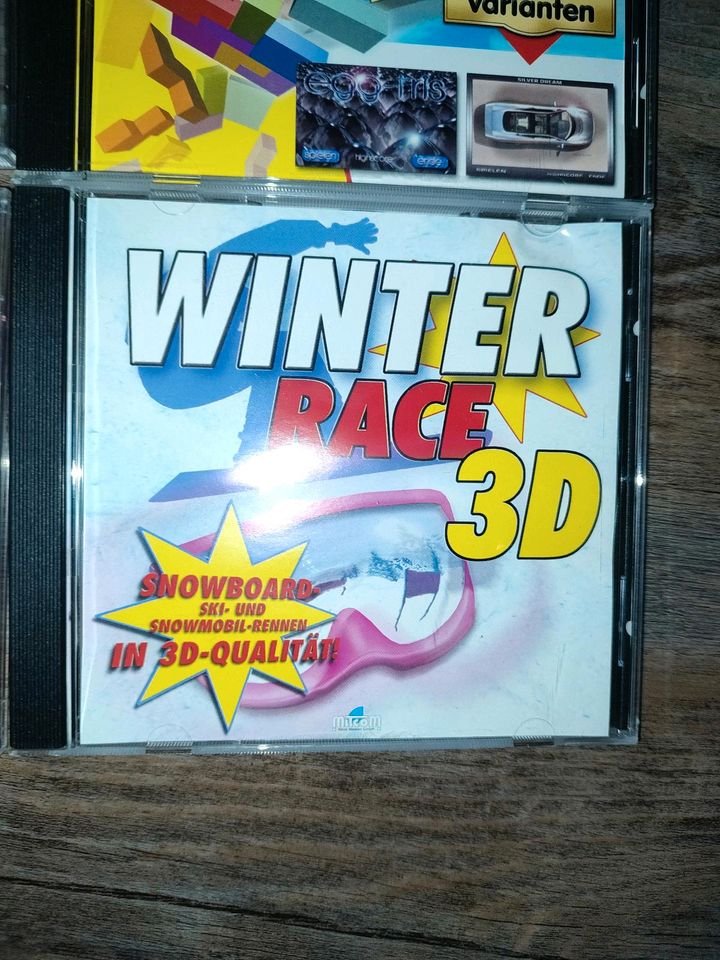 Mega Spielepack, 5 CD's, Windows 95/98, alt in Neuensalz