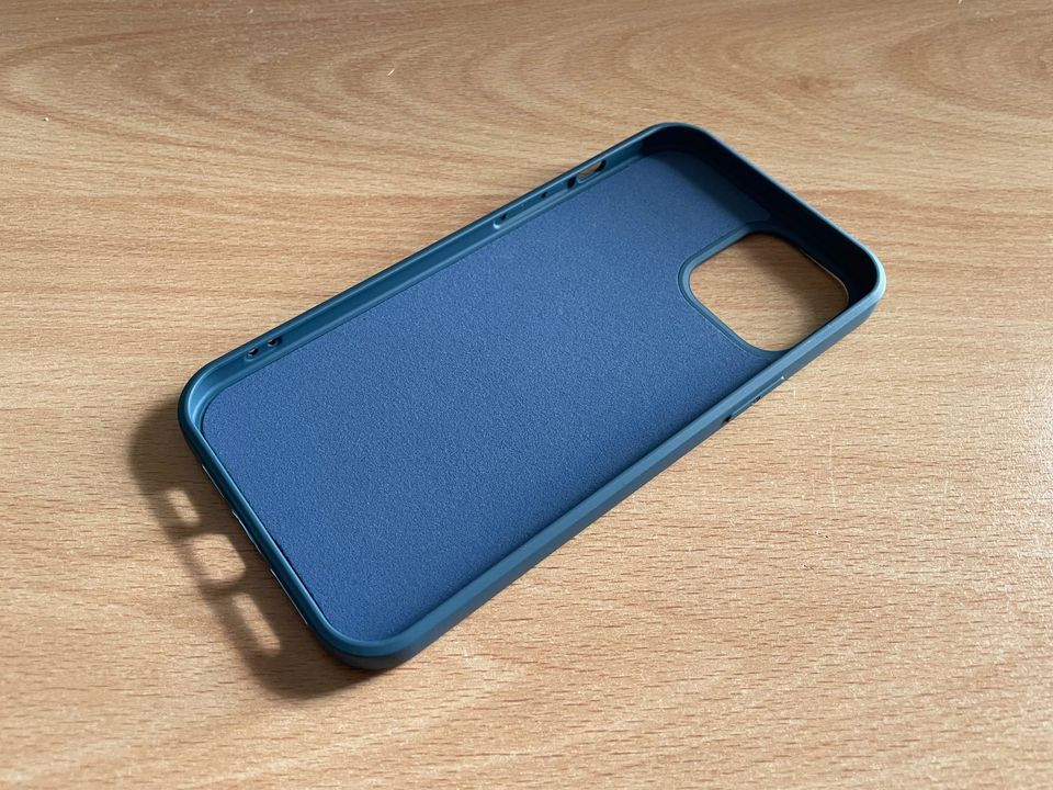 Case für iPhone 12 Pro Max (Blau) mit Innenfleece [neu] in Neumünster