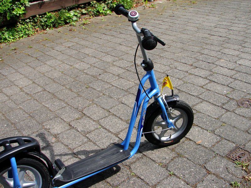 PUKY Roller Trettroller blau Luftreifen in Aachen