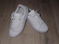 TOP! Adidas Turnschuhe weiß 39 1/3 Damen Köln - Nippes Vorschau