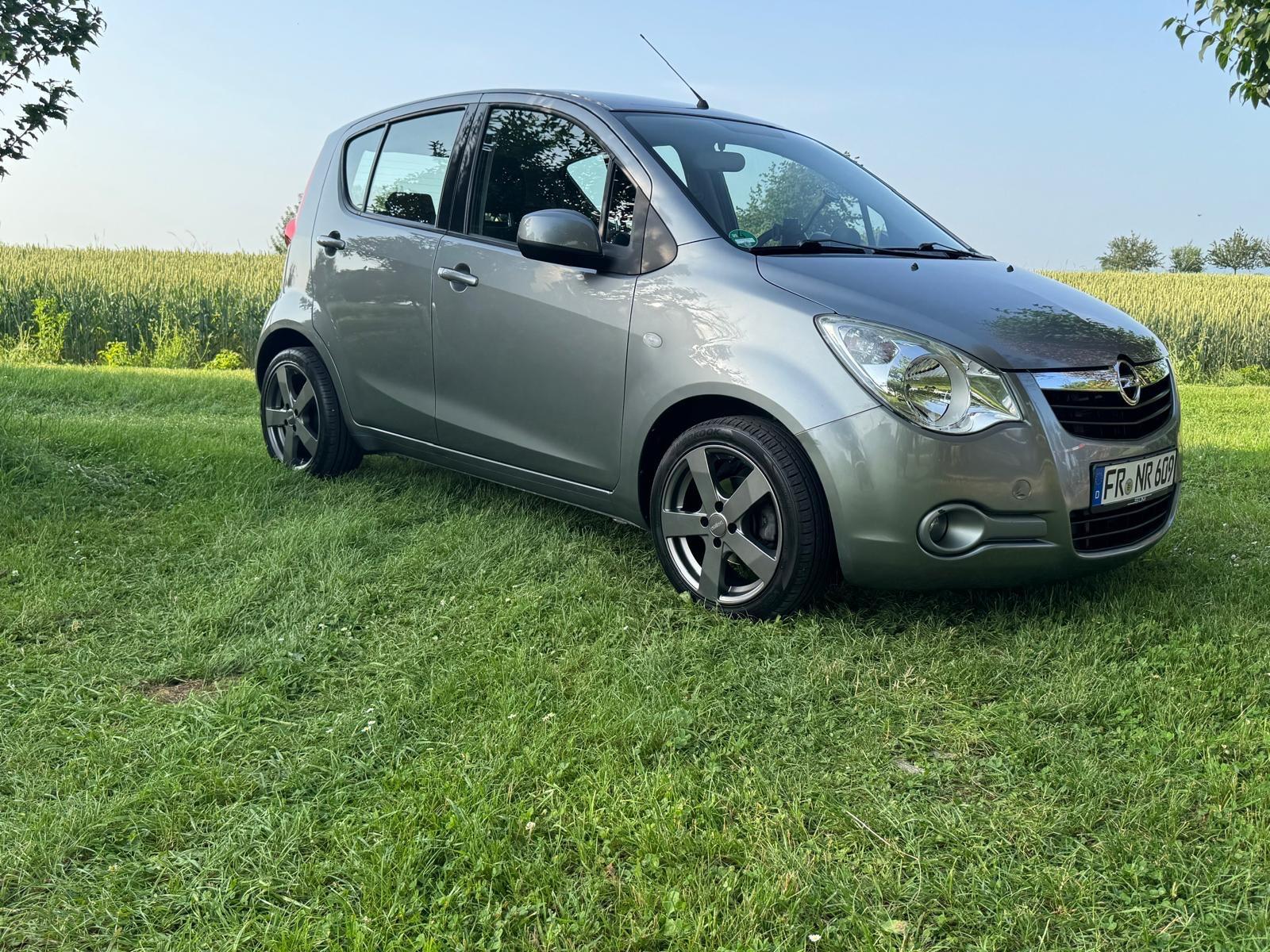 Abbildung des Autos Opel Agila &#x2F; Neu TÜ…