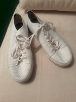 Original s.Oliver Sneaker Weiss Gr.45 neuwertig Brandenburg - Bernau Vorschau