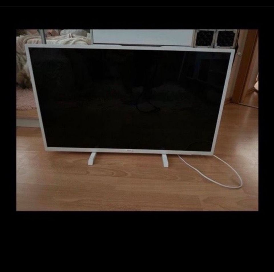 Philips tv 80 cm (defekt) in Kupferzell