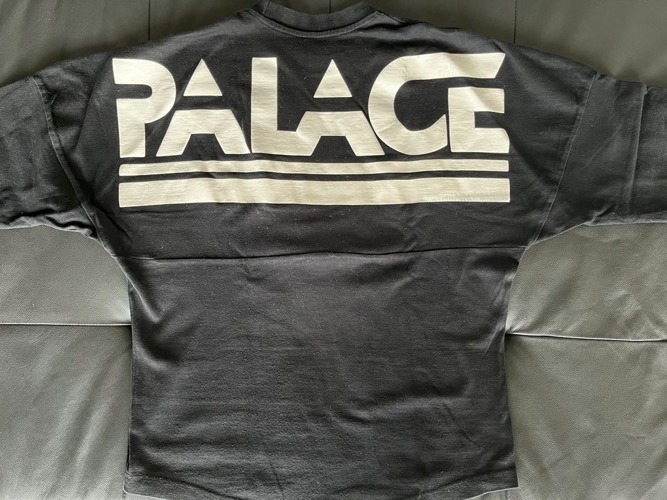 Palace Sweater Sweatshirt Supreme Gr. M in Köln