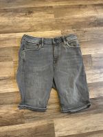 Jack&Jones kurze Jeans-Hose Größe M Schleswig-Holstein - Schuby Vorschau