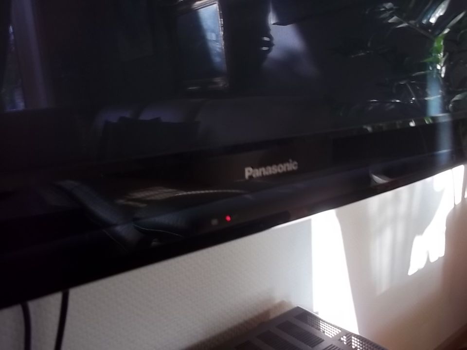 Flachbildfernseher TV Panasonic Plasma TX-P42S20E 42" 106,7cm in Essen