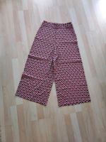 Stradivarius gemusterte 3/4 Hose mit weitem Bein top Zustand Gr. Bielefeld - Bielefeld (Innenstadt) Vorschau