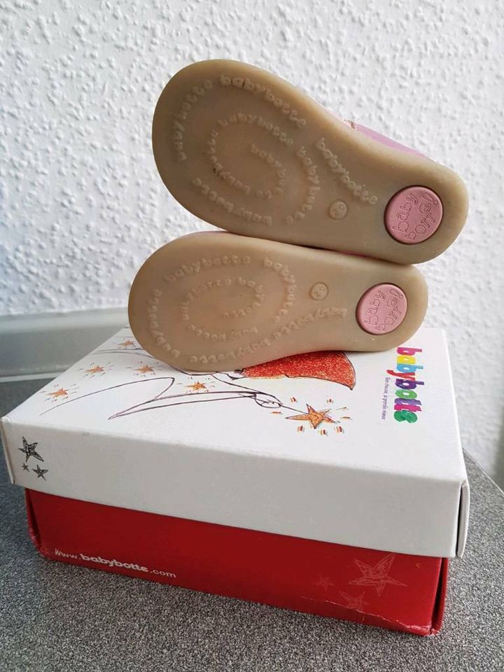 Baby Mädchen Ballerinas halbschuhe gr.20 in Murrhardt