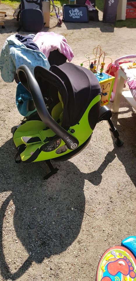 Kiddy Evoluna Babyschale mit isofix in Struxdorf