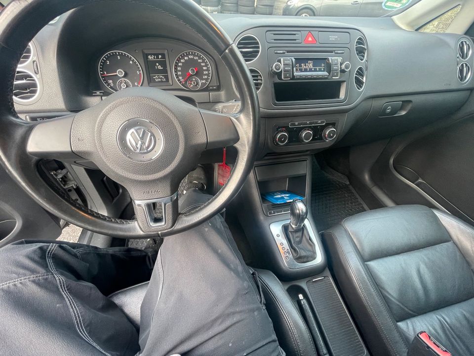 VW GOLF PLUS TDI AUTOMATIK |XENON|LEDER|AHK|HU/AU in Geilenkirchen