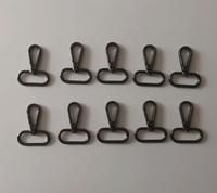 Karabiner drehbar Metall 32mm Taschen Gurtband gunmetall Rheinland-Pfalz - Briedel Vorschau