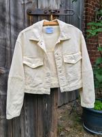 Bershka gelbe Jeansjacke Übergangsjacke Jacke Butter Yellow Brandenburg - Panketal Vorschau