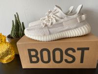 Perfektes Geschenk Adidas YEEZY Boost 350 V2 Bone EU46/US11 Brandenburg - Falkensee Vorschau