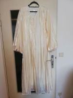Glänzendes weißes Kleid Bayern - Bayreuth Vorschau