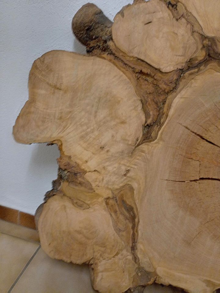 Kirsch Baumscheibe Tischplatte Bohle Brett Holzscheibe Hirnholz in Grabenstätt