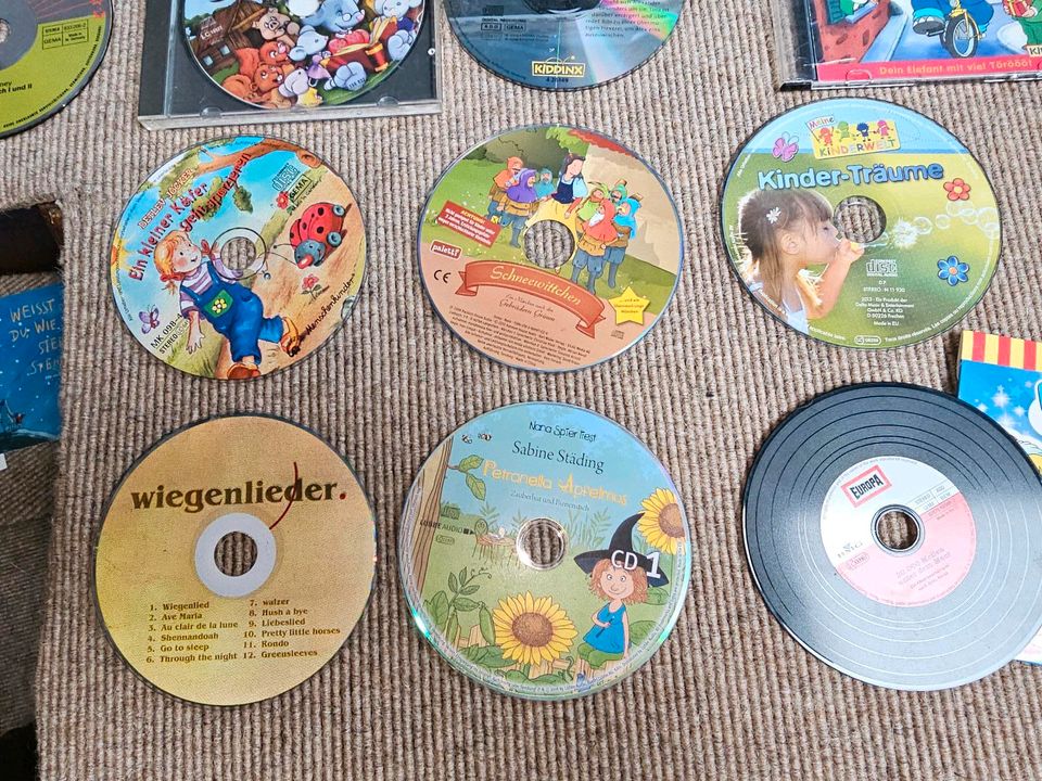 Diverse Kinder CDs in Willich